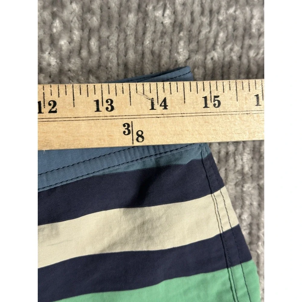 PATAGONIA BOYS BOARDSHORTS WAVEFARER WATER RIBBON BIG NETTLE GREEN 67817 SIZE 18